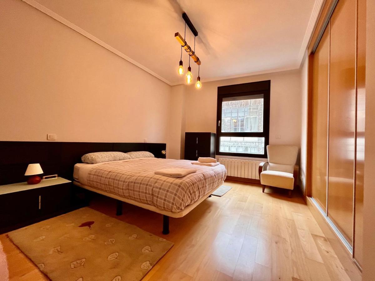 Atuaire Home Cordon 3 Centro Historico Parking Incluido Burgo Exteriér fotografie